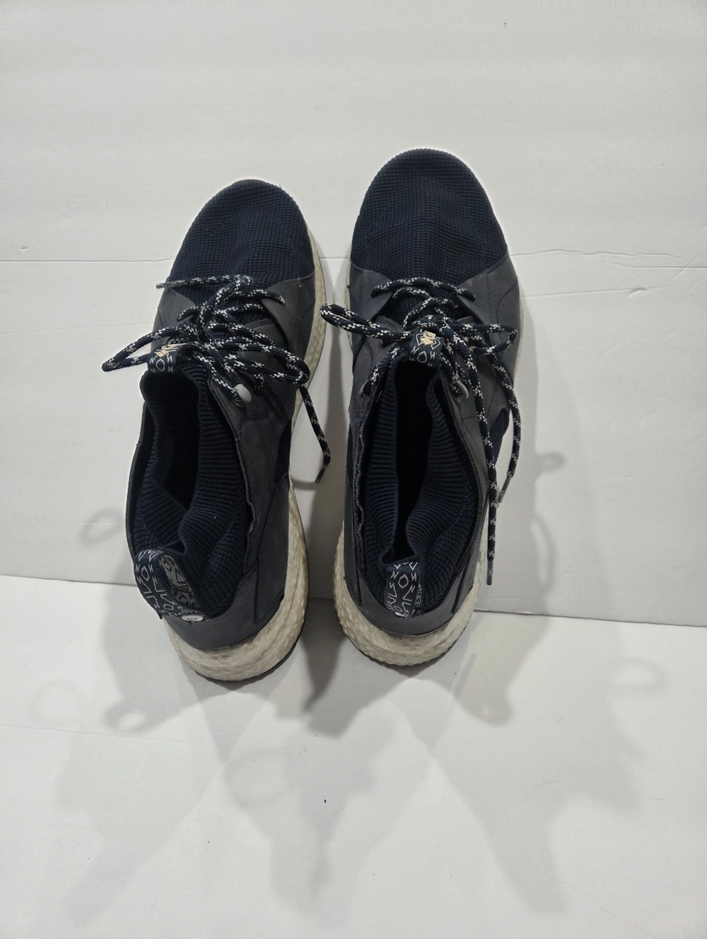 Columbia Navy and White Men's Lace-Up Sneakers Sz.11.5